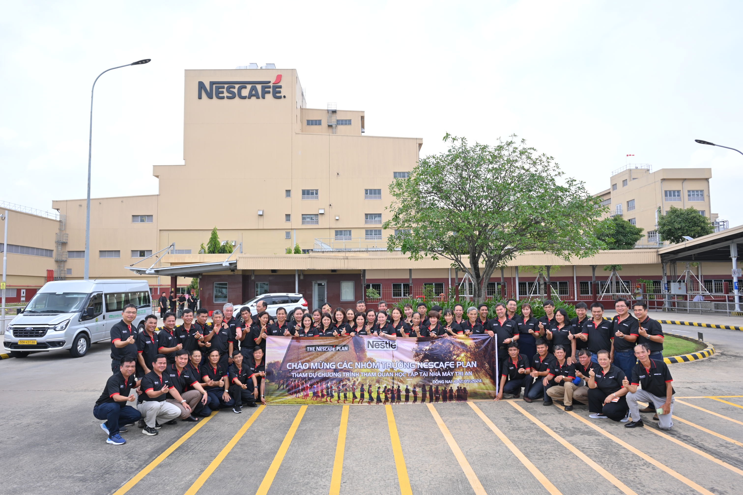 doan-nong-dan-nescafe-plan-tai-nha-may-nestle-tri-an-1726652974.JPG