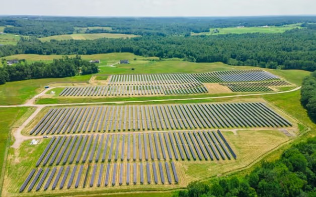 Điện mặt trời chiếu sáng mọi ngôi nhà theo cách không ngờ