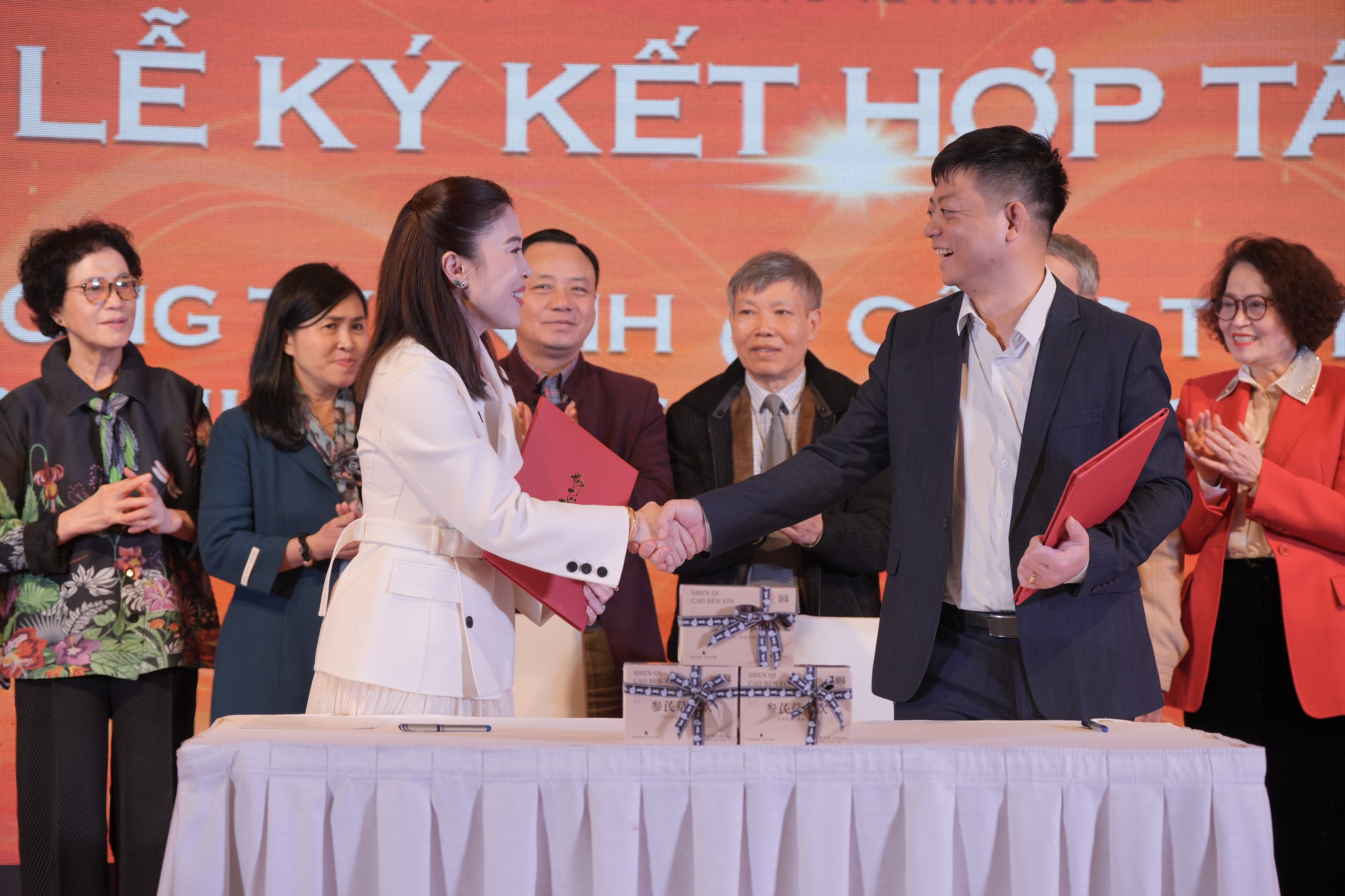 copy-of-hop-tac-giua-tho-sinh-duong-va-ha-noi-home-care-2-1766151650.JPG