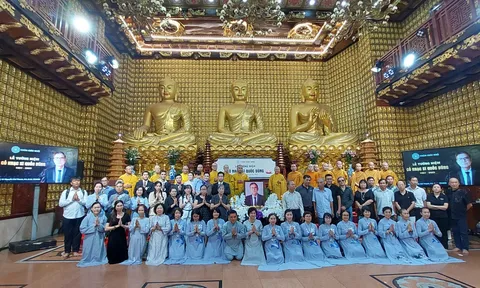 Xúc động hồi tưởng trong Lễ Tưởng niệm cố nhạc sĩ tài hoa Quốc Dũng tại Chùa Giác Ngộ Tp.HCM