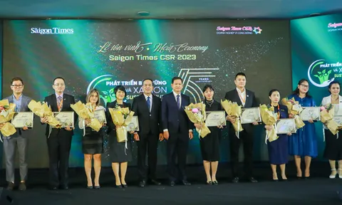 Generali Việt Nam năm thứ 4 liên tiếp được vinh danh “Doanh nghiệp vì Cộng đồng” với nhiều sáng kiến cộng đồng thiết thực và bền vững