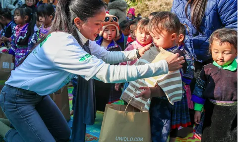 UNIQLO Việt Nam cùng Quỹ Hy Vọng tiếp tục xây dựng tương lai tươi sáng cho trẻ em khu vực miền núi phía Bắc