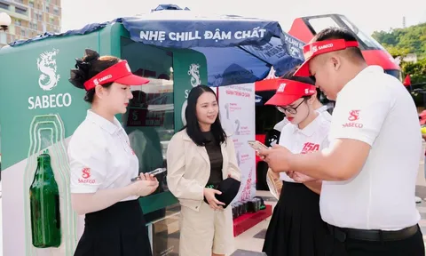 Người dân Vũng Tàu trải nghiệm tái chế rác, tham gia City tour tại “Hành Trình Di Sản” do SABECO tổ chức