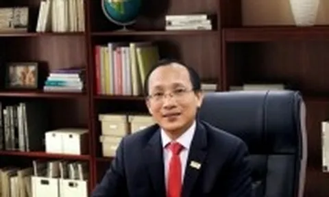Phó chủ tịch công ty bất động sản đăng ký thoái sạch vốn