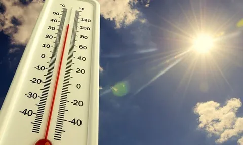 Nhận biết 2 tình trạng nguy hiểm có thể dẫn tới đột quỵ khi trời nắng nóng