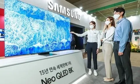 Samsung mua hàng triệu tấm nền OLED của LG Display để sản xuất TV