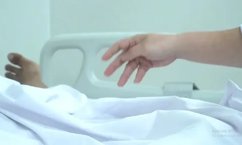 Vụ ngộ độc botulinum ở TP HCM: Hai anh em liệt cơ, diễn tiến xấu