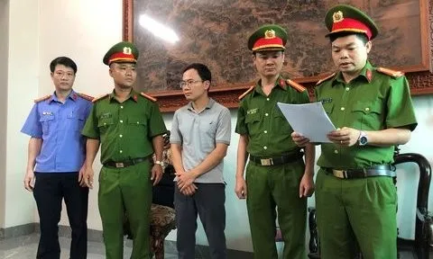 Khởi tố nguyên giám đốc trung tâm đăng kiểm ở Hà Nam