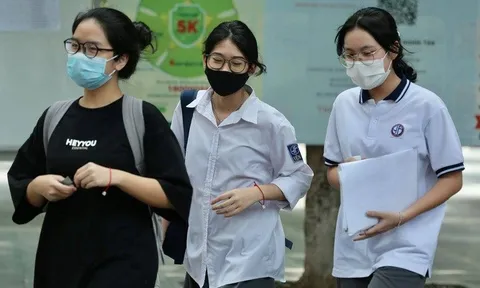 Bộ Y tế nói gì về việc xét tuyển y khoa bằng môn văn?