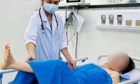 Dồn dập đột quỵ, các bác sĩ nỗ lực còn nước còn tát