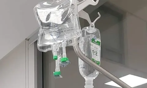 Làm rõ nguyên nhân 48 người bị ngộ độc thực phẩm sau tiệc cưới