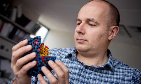 Cảnh báo virus cực độc âm thầm đột biến, có thể nguy hiểm cho người hơn