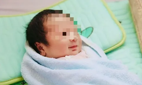 Thai phụ phải mổ 2 lần, em bé mới chui ra khỏi bụng mẹ