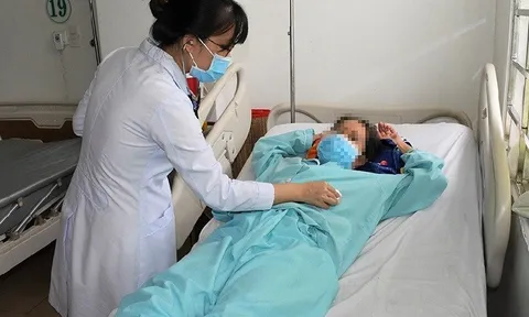 Cảnh báo nguy cơ ngộ độc do ăn nấm lạ, khiến nhiều người nhập viện