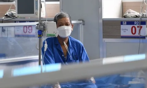 Chuyển COVID-19 từ nhóm A sang B: Người bệnh cùng chi trả viện phí