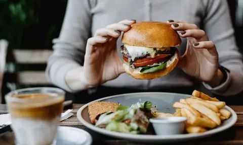 Nghiên cứu khoa học: Chế độ ăn "1 ít - 2 nhiều" làm tăng nguy cơ mắc đái tháo đường