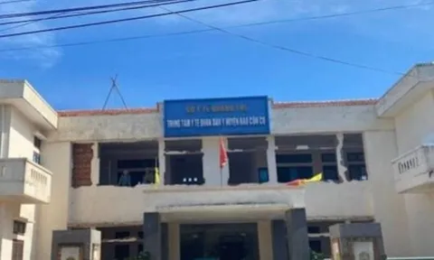 Quảng Trị: Người thợ xây chết sau khi ăn cua biển và uống rượu