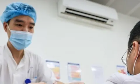 Thống nhất đề xuất điều chỉnh bệnh COVID-19 từ nhóm A sang nhóm B