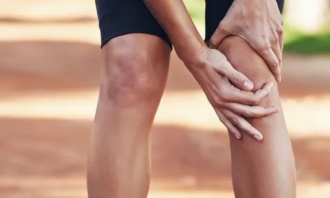 5 thói quen khi tập thể dục có thể phá hủy đôi chân trước tuổi 40