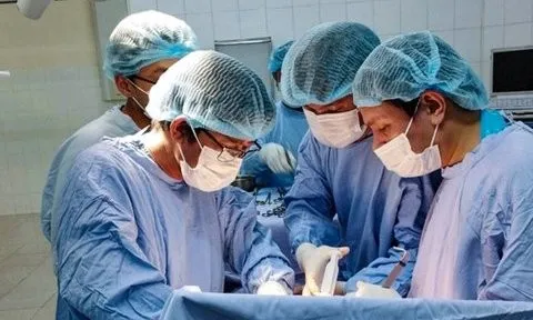 Lâm Đồng: Phẫu thuật cứu sống bệnh nhân bị thủng tim