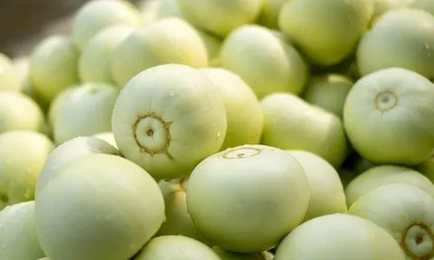 Ăn hết một quả dưa lê, người phụ nữ phải nhập viện gấp