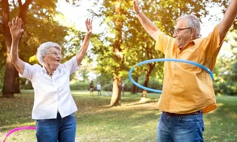 Từ 40 tuổi trở đi, chăm làm 9 điều này để khi về già trí tuệ luôn minh mẫn