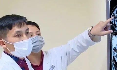 Phát hiện băng gạc bị bỏ quên 10 năm trong bụng bệnh nhân