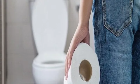 Phát hiện mắc một loại ung thư cực hiếm sau khi có 2 dấu hiệu bất thường này