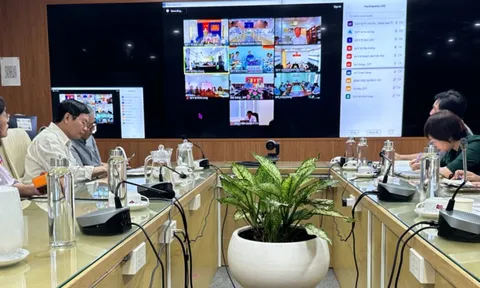 Giám đốc Sở Y tế 13 tỉnh miền Tây họp bàn chăm sóc sức khỏe người dân