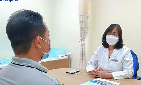 Đột quỵ sau khi đi tiểu thấy kiến bu