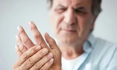 Sưng 5 vị trí này trên cơ thể, cẩn thận gan nhiễm mỡ giai đoạn cuối