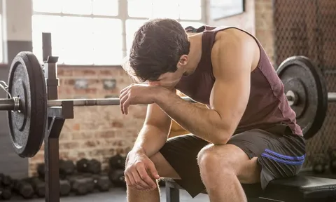 Người đàn ông 33 tuổi bị đột quỵ khi đang tập thể dục: Đây là triệu chứng cảnh báo ai cũng nên biết