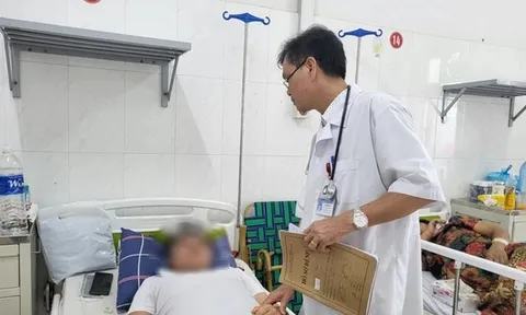 Chủ quan nhập viện điều trị muộn, nhiều bệnh nhân sốt xuất huyết gặp biến chứng nguy hiểm