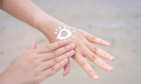 Thu hồi toàn quốc lô kem dưỡng trắng do công ty Ngọc Ý Châu sản xuất