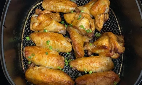 Thực hư tin đồn “nồi chiên không dầu sinh ra chất gây ung thư”