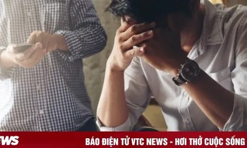 Mắc bệnh hoang tưởng, người đàn ông ép vợ nói 'yêu chồng' mỗi ngày