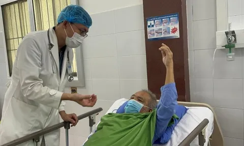 Phối hợp cứu sống bệnh nhân cùng lúc nhồi máu cơ tim và đột quỵ