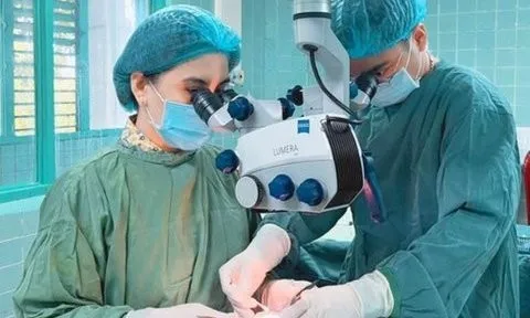 Bất ngờ phát hiện bệnh nặng nhờ triệu chứng mắt nhắm không kín