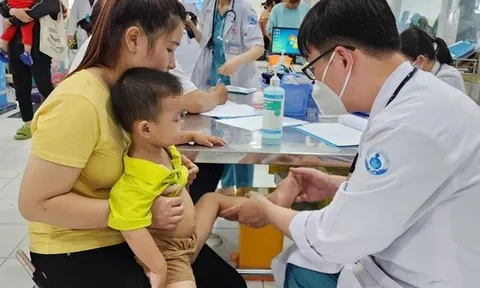 Bệnh nguy hiểm rình rập mùa tựu trường