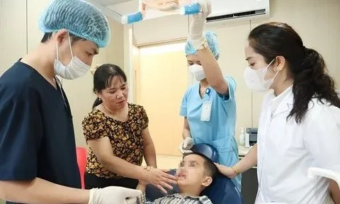 Đắk Lắk: 30 trẻ bại não được khám, chữa bệnh về răng miễn phí