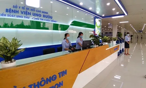 Giải trình của bác sĩ bị tố "cho vui vẻ" mới đưa thuốc trị ung thư