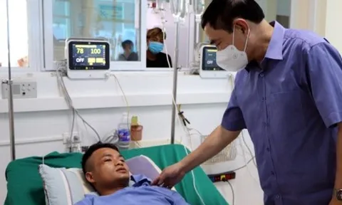 Khẩn trương điều tra nguyên nhân nghi uống nước nhiễm thuốc trừ cỏ tại Điện Biên