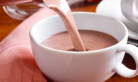 Đều đặn mỗi ngày uống cốc nước này sẽ đem lại cho cơ thể 8 lợi ích không kém gì thuốc bổ