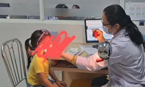 Tp:HCM: Chuyên gia khuyến cáo về bệnh đau mắt đỏ đang gia tăng