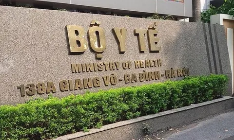 Trẻ tử vong sau tiêm vắc-xin: Yêu cầu rà soát quy trình tiêm chủng