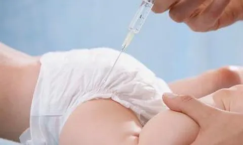 2 bé sơ sinh gặp bất thường sau tiêm vắc xin, 1 bé tử vong: Tin mới nhất từ bệnh viện