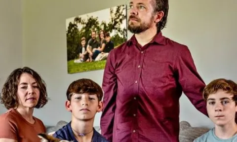 Gia đình 4 người xét nghiệm ADN tại nhà, phát hiện sự thật bàng hoàng