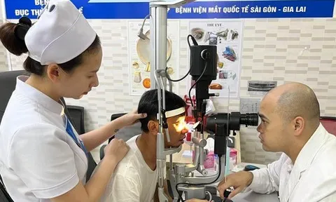 Gia Lai bùng phát bệnh đau mắt đỏ