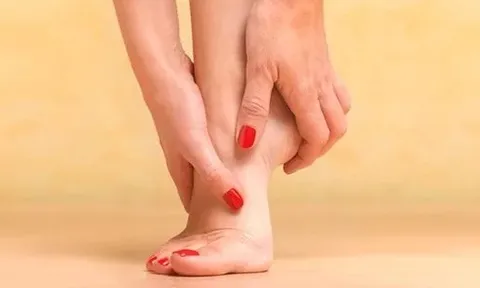 Dấu hiệu ở chân cảnh báo những vấn đề sức khoẻ nghiêm trọng