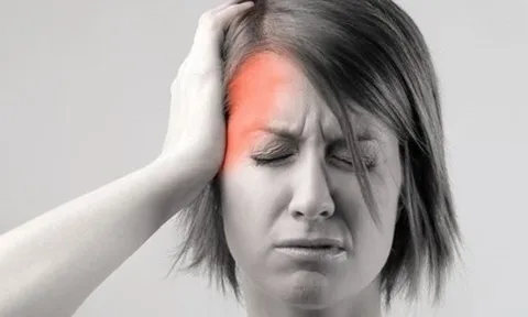 Người phụ nữ 55 tuổi đau đầu dữ dội, đi khám bác sĩ cảnh báo u ác màng não, yêu cầu phẫu thuật gấp!